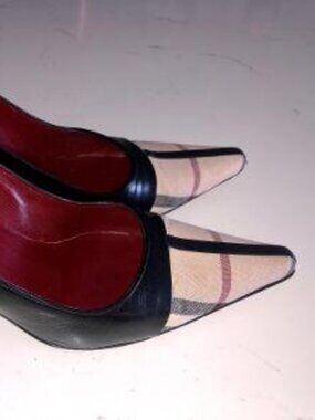 Burberry Classic Check Pumps